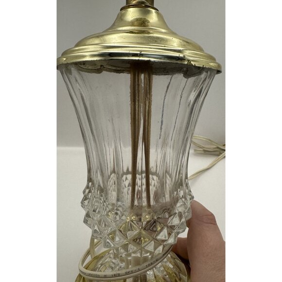 Pair Of Vintage Mid Century Ornate Clear Cut Crystal Boudoir Table Lamps - Picture 9 of 10